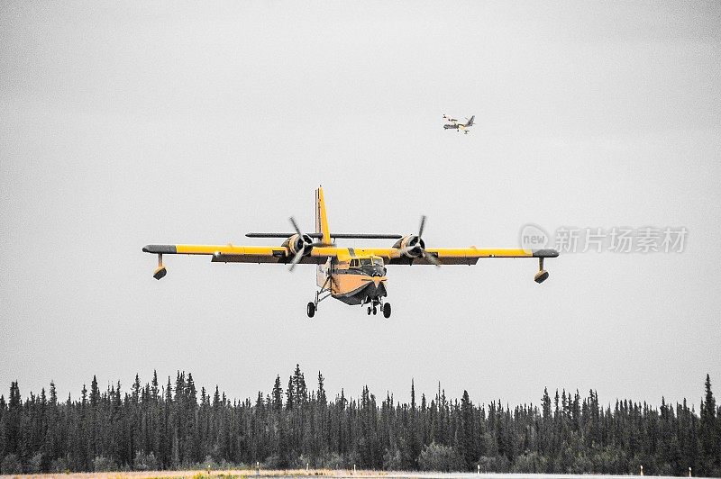 Canadair CL-415消防投弹机